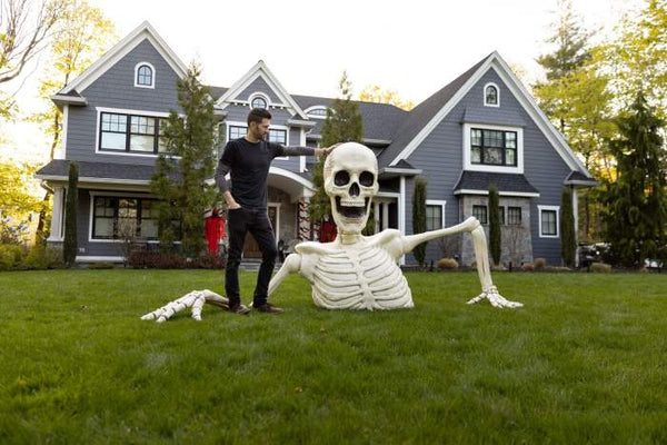 Animated LED Skeleton Prop for Halloween